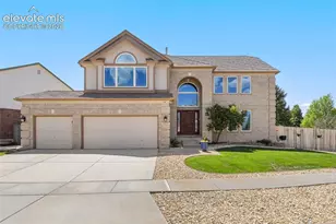 8925 Edgefield Dr, Colorado Springs, CO 80920 - Photo 2
