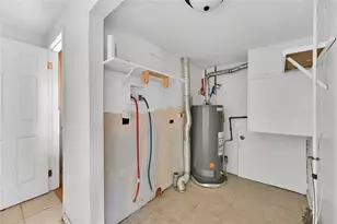 934 Bowser Dr, Colorado Springs, CO 80909 - Photo 14