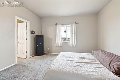 1846 N Rough Rock Lane, Pueblo, CO 81007 - Photo 12