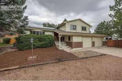 6717 Bishop Drive, Colorado Springs, CO 80918 - Photo 2