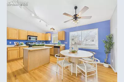 6208 Hartman Drive, Colorado Springs, CO 80923 - Photo 14