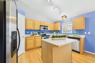 6208 Hartman Dr, Colorado Springs, CO 80923 - Photo 8