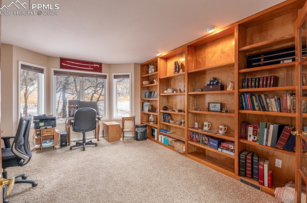 18475 Lower Lake Rd, Woodmoor CO 80132-9042 exterior