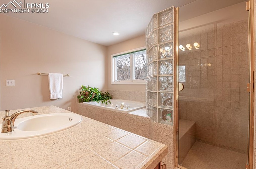 18475 Lower Lake Rd, Woodmoor CO 80132-9042 exterior