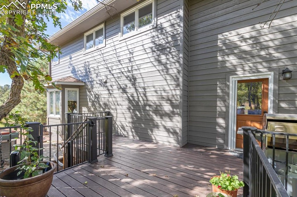 18475 Lower Lake Rd, Woodmoor CO 80132-9042 exterior