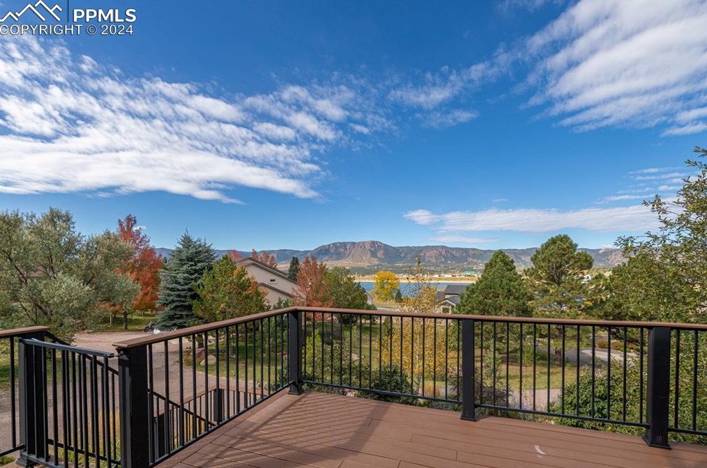 18475 Lower Lake Rd, Woodmoor CO 80132-9042 exterior