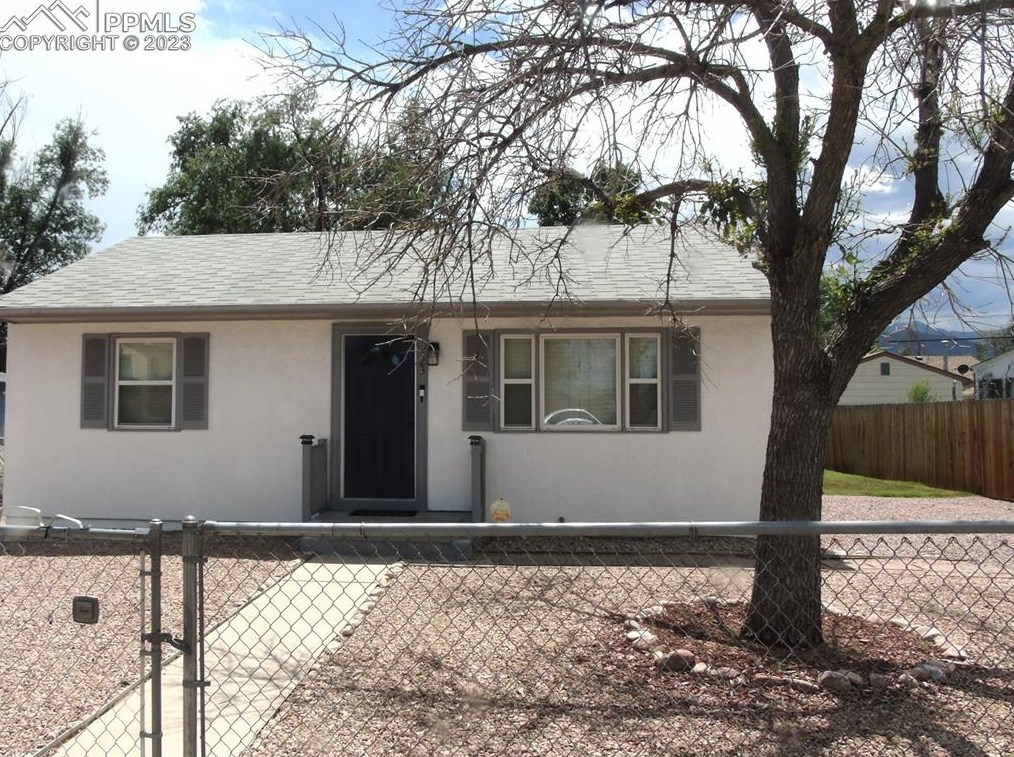 523 Warren Ave, Colorado Springs, CO 80905-2324