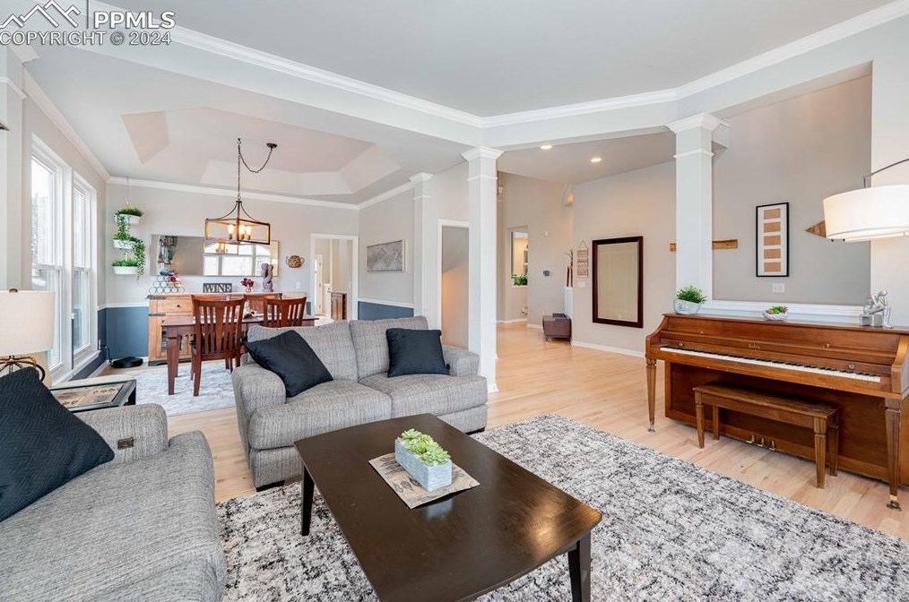 10446 Stonewillow Dr, Parker CO  80134-2503 exterior