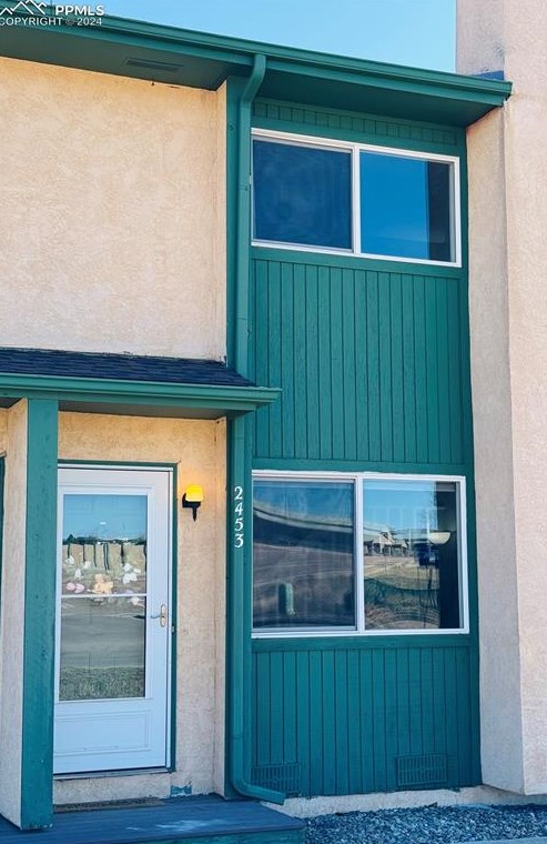 2453 Shawnee Dr, Colorado Springs, CO 80915
