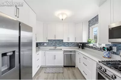 2938 Del Mar Circle, Colorado Springs, CO 80910 - Photo 2