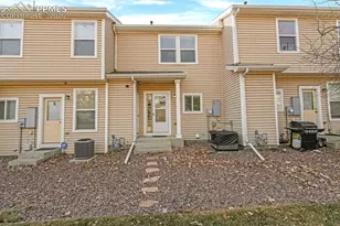 2073 Squawbush Ridge Grove, Colorado Springs, CO 80910 - Photo 14