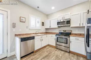 4635 Saddle Ridge Dr, Colorado Springs, CO 80922 - Photo 12