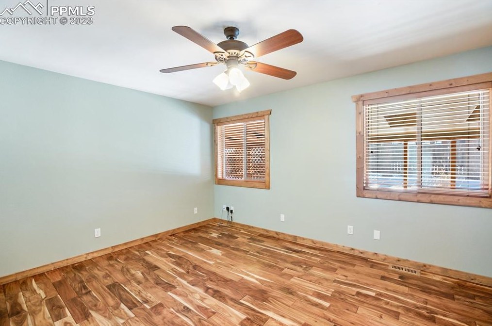 251 Gunnison Ave, Woodland Park CO 80863-1362 exterior