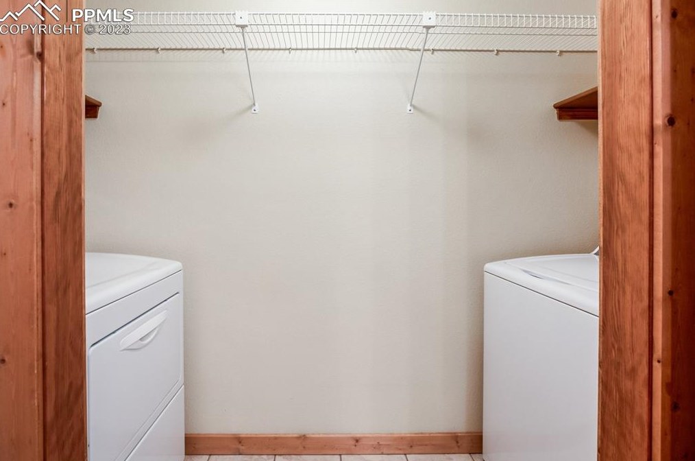 251 Gunnison Ave, Woodland Park CO 80863-1362 exterior