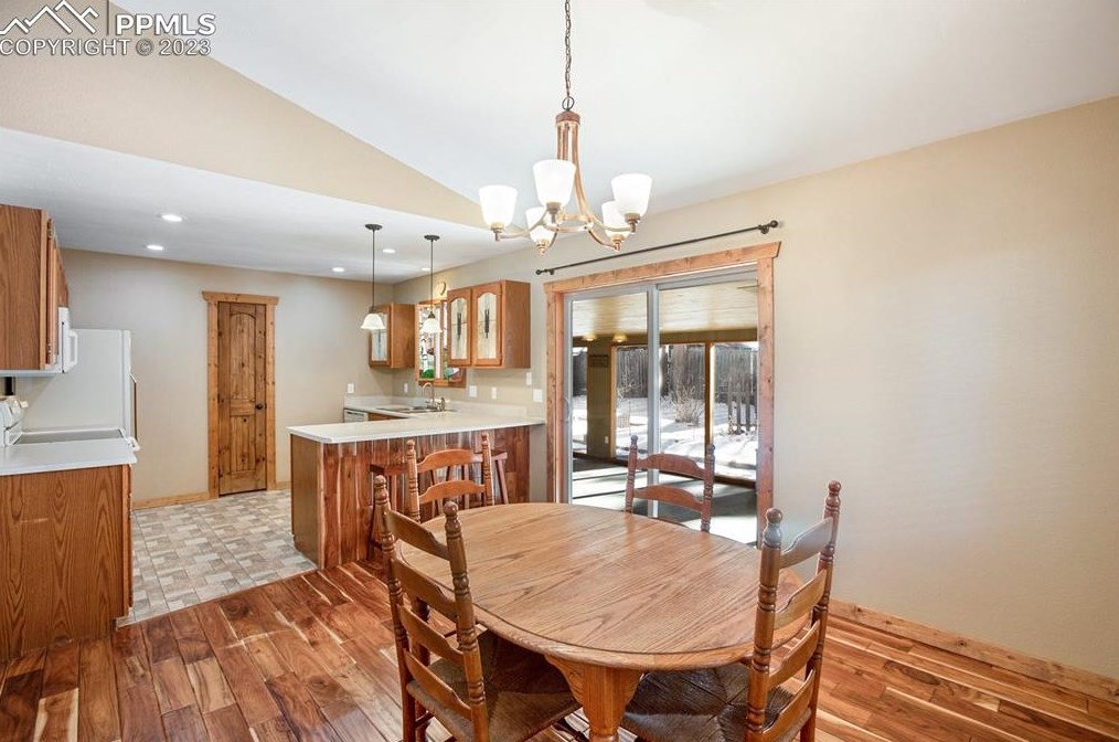 251 Gunnison Ave, Woodland Park CO 80863-1362 exterior