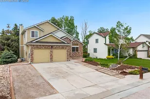 15216 Paddington Cir, Colorado Springs, CO 80921 - Photo 2