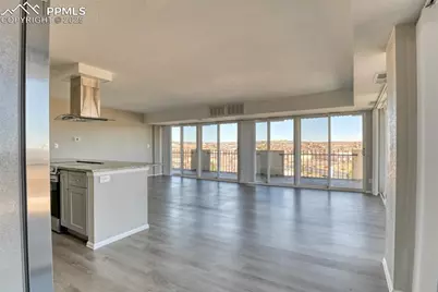 411 Lakewood Circle #B1016, Colorado Springs, CO 80910 - Photo 6
