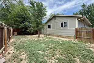 1854 Saratoga Dr, Colorado Springs, CO 80910 - Photo 18