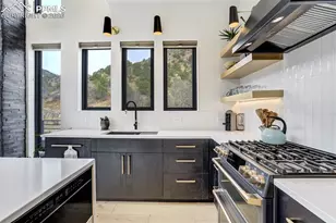 284 Crystal Park Rd, Manitou Springs, CO 80829 - Photo 18