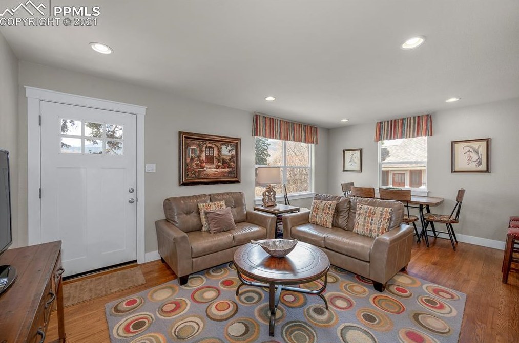 1514 Platte Ave, Colorado Springs CO 80909-6049 exterior