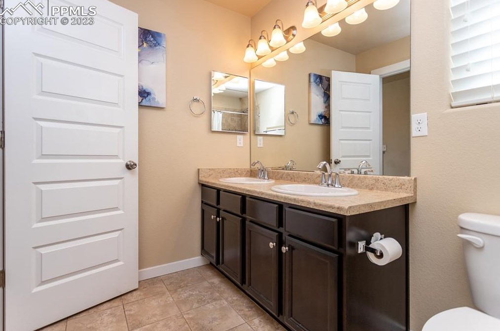 1234 Antrim Loop, Colorado Springs CO 80910 exterior