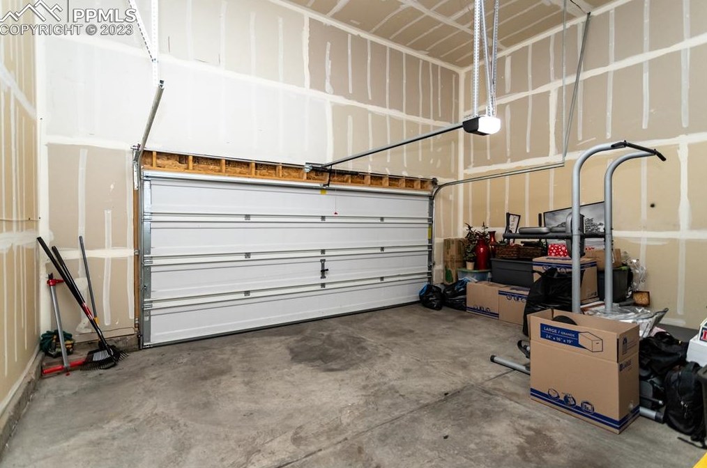 1234 Antrim Loop, Colorado Springs CO 80910 exterior