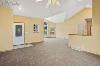 427 Gray Horse Circle, Woodland Park, CO 80863 - Photo 10