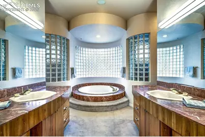 3620 Twisted Oak Circle, Colorado Springs, CO 80904 - Photo 16