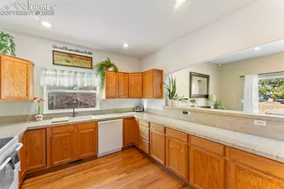 1442 Lookout Springs Drive, Colorado Springs, CO 80921 - Photo 12