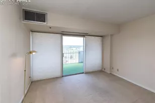 411 Lakewood Cir, Colorado Springs, CO 80910 - Photo 16