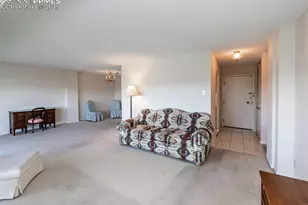 411 Lakewood Cir, Colorado Springs, CO 80910 - Photo 10