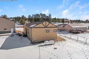 489 Due S Rd, Florissant, CO 80816 - Photo 34