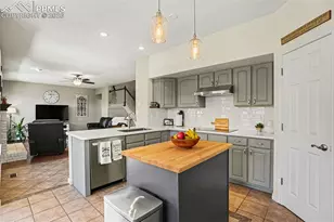 757 Capeglen Rd, Colorado Springs, CO 80906 - Photo 16