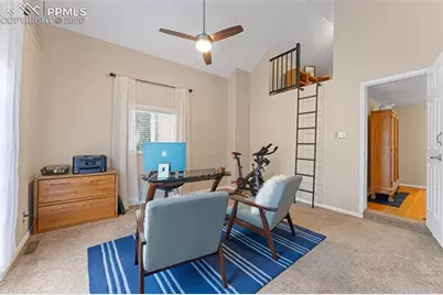 1633 Cheyenne Boulevard, Colorado Springs, CO 80906 - Photo 12