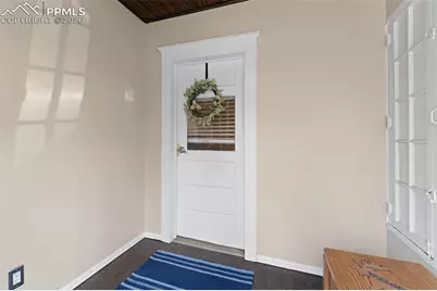 1633 Cheyenne Boulevard, Colorado Springs, CO 80906 - Photo 2