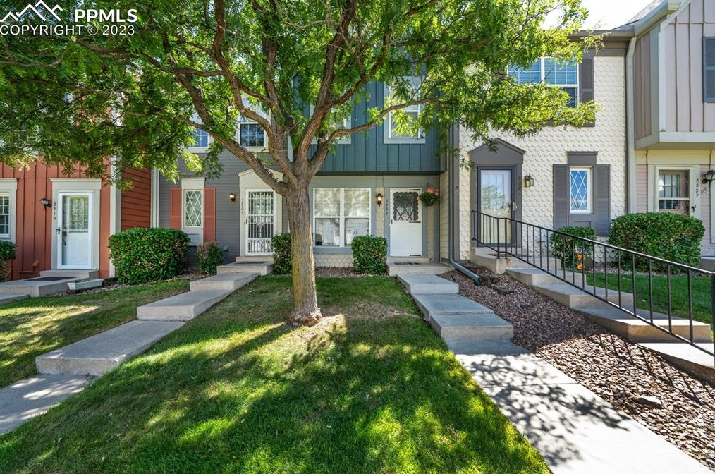 3523 Queen Anne Way, Colorado Springs, CO 80917-5477