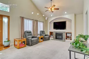 6019 Mapleton Dr, Colorado Springs, CO 80918 - Photo 8