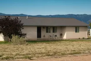 62 9th Ave, Penrose, CO 81240 - Photo 1