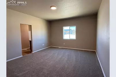 5217 Gannet Lane, Pueblo, CO 81008 - Photo 10