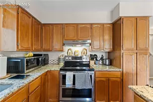4426 McGrew Cir, Colorado Springs, CO 80911 - Photo 12