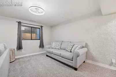 6385 Bismark Road, Colorado Springs, CO 80922 - Photo 18