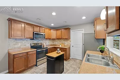 144 Steven Drive, Colorado Springs, CO 80911 - Photo 12