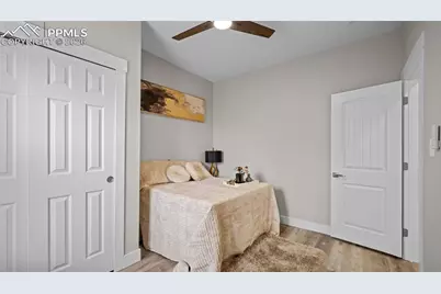 121 W Fountain Boulevard, Colorado Springs, CO 80903 - Photo 14