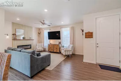5173 Roundhouse Drive, Colorado Springs, CO 80925 - Photo 10