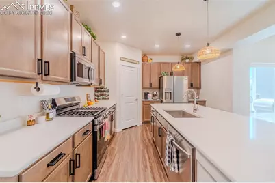 5173 Roundhouse Drive, Colorado Springs, CO 80925 - Photo 16