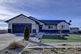 40 E Lyons Dr, Pueblo, CO 81007 - Photo 1