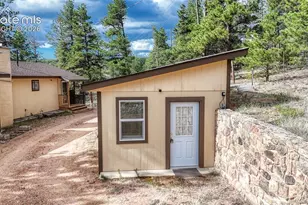 435 Phyllis Dr, Florissant, CO 80816 - Photo 28