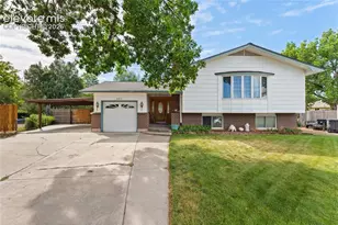 201 Dexter St, Colorado Springs, CO 80911 - Photo 1