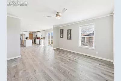 105 E Cellini Drive, Pueblo, CO 81007 - Photo 6