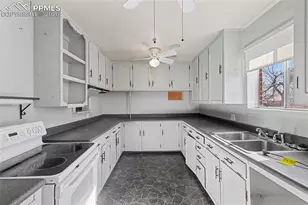 518 Yellowstone Rd, Colorado Springs, CO 80910 - Photo 10